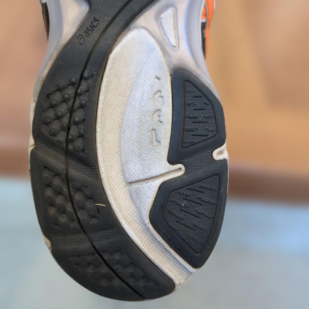 法政大学　アシックス　トレーニングシューズ　非売品　28.5