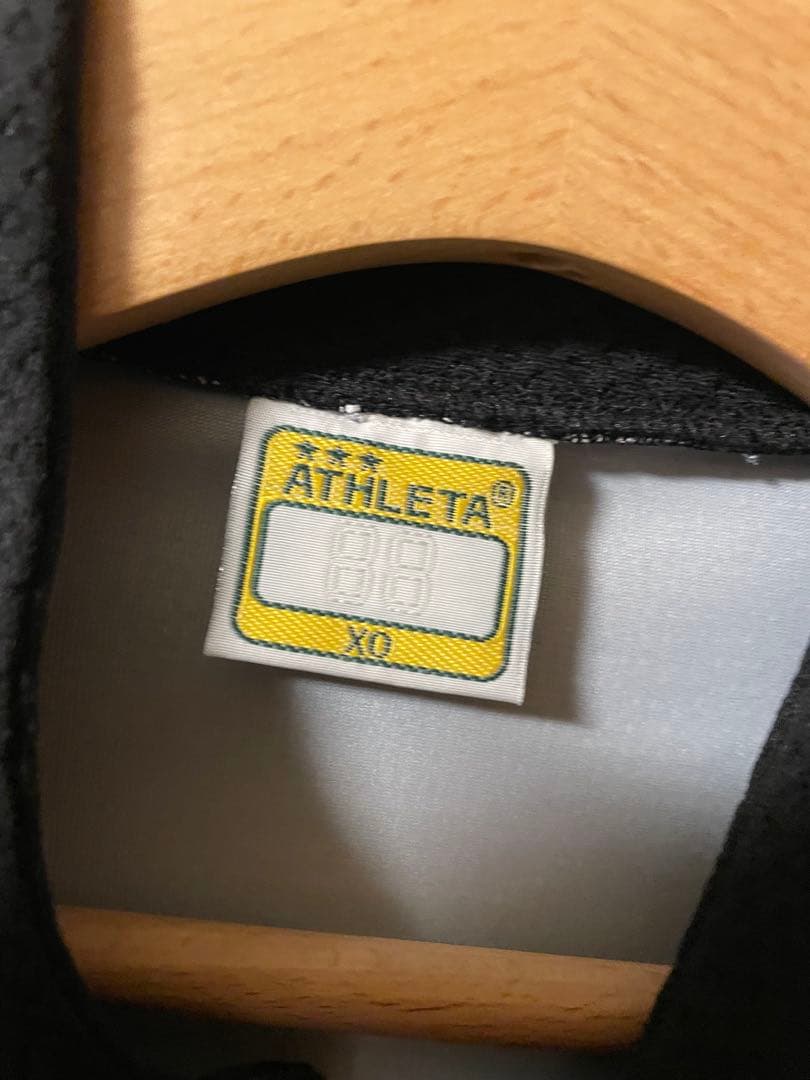 【新品未使用】ATHLETAアスレタ グラフィックトレーニングトップ