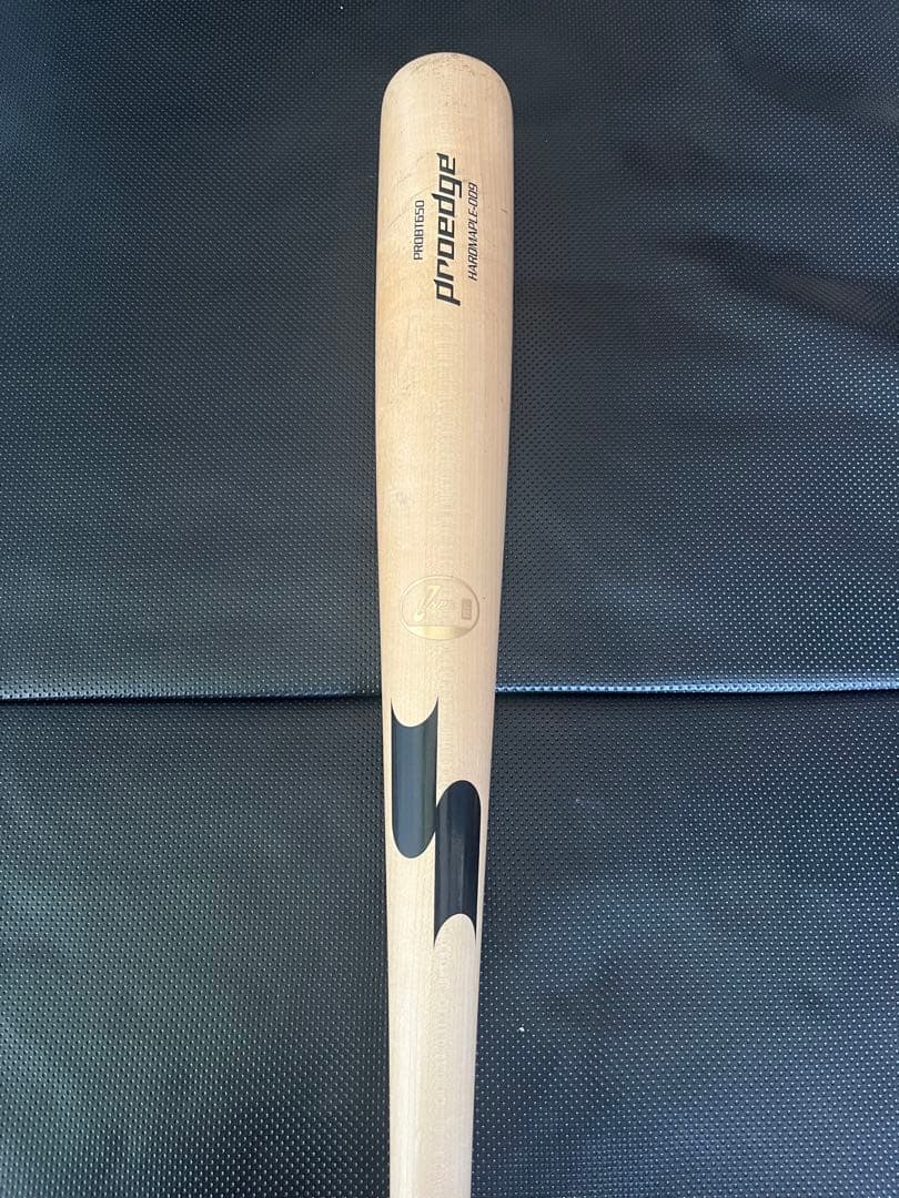 横浜DeNAベイスターズ 伊藤裕季也 #4　バット NPBマーク 支給品　実使用