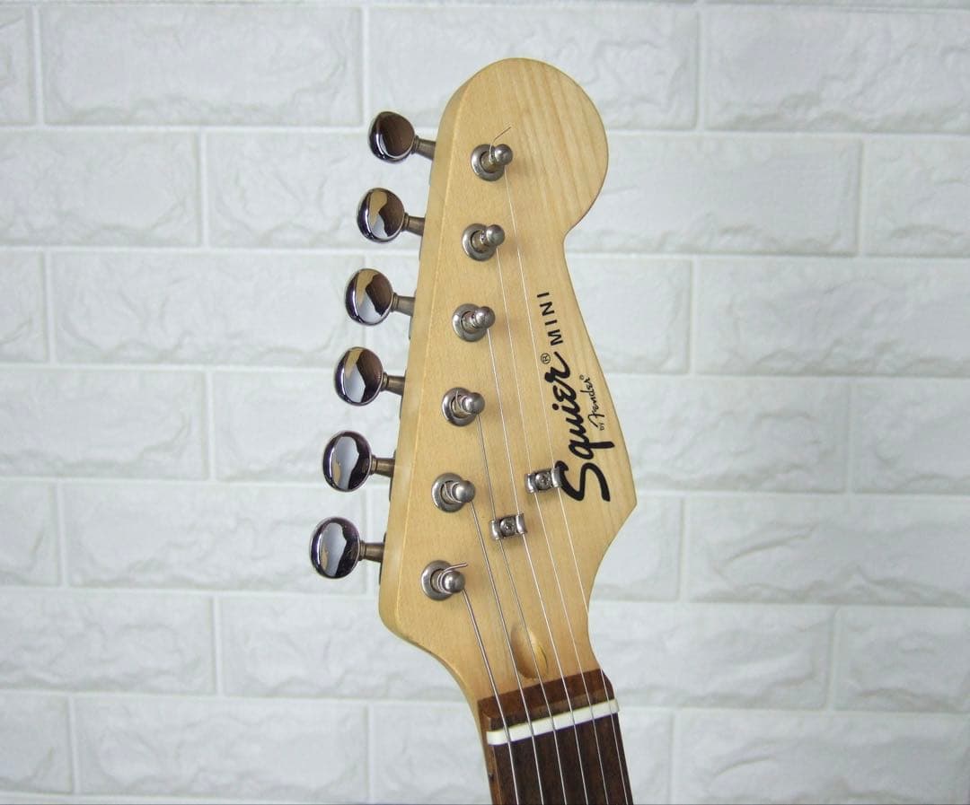 Squier by Fender ハローキティ Stratocater