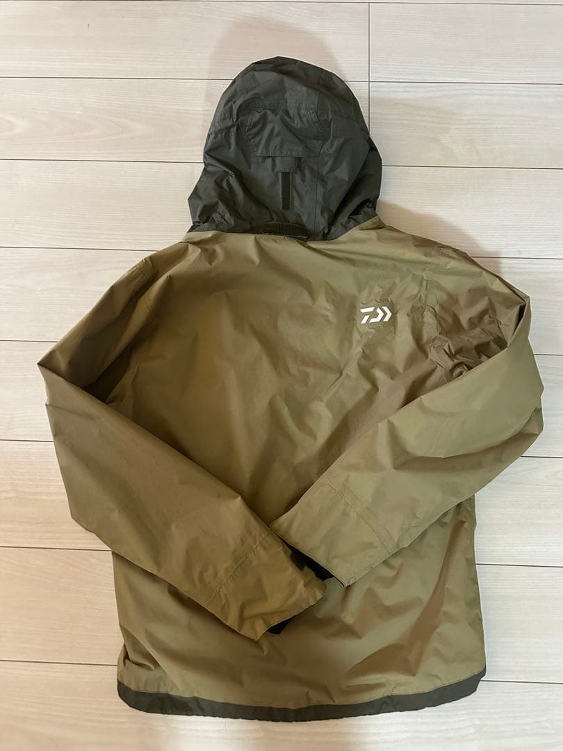 最終価格Daiwa レインウェア Mサイズ