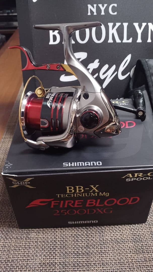 シマノ BB-X TECHNIUM Mg FIRE BLOOD 2500DXG
