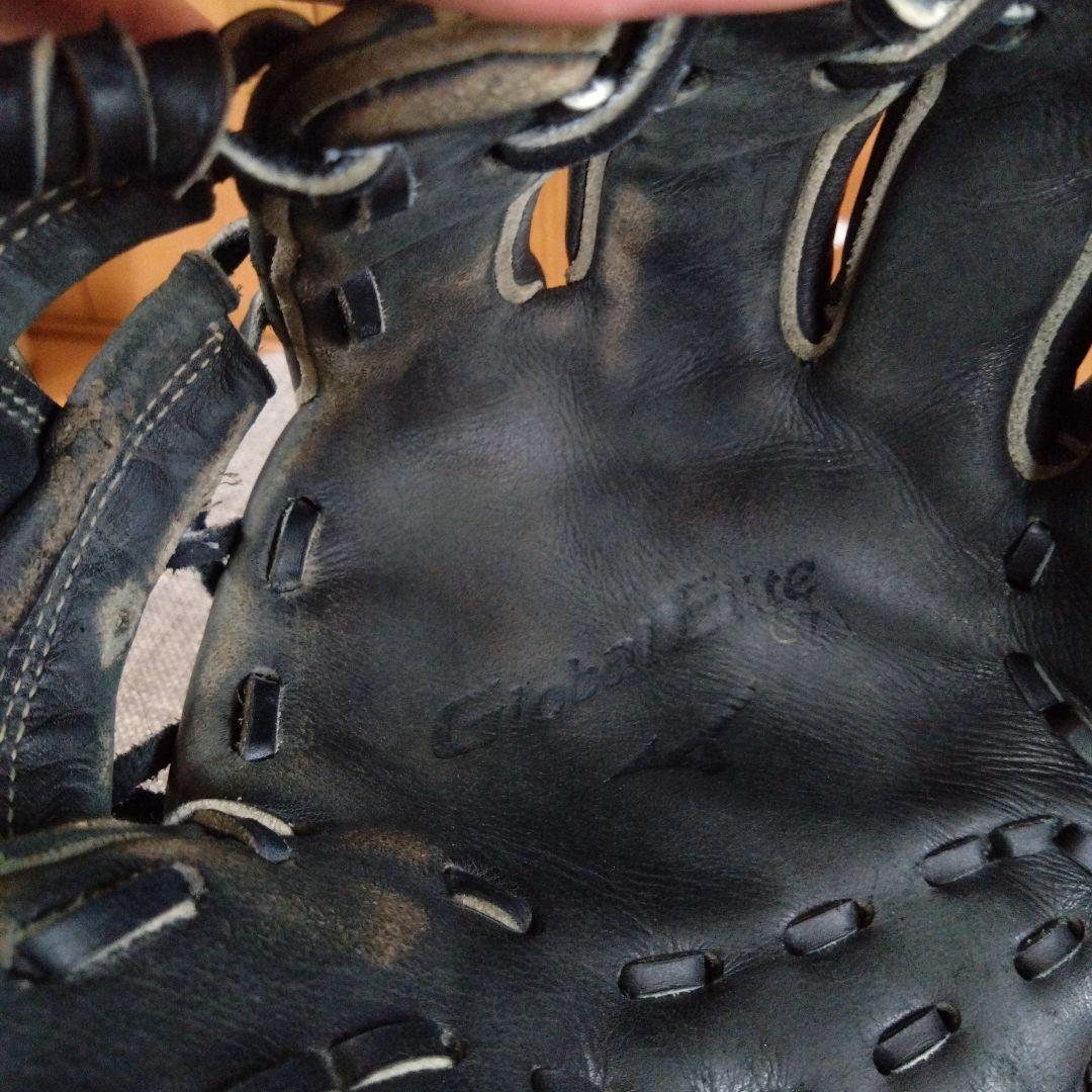 Mizuno Global Elite GA軟式少年用グローブ。