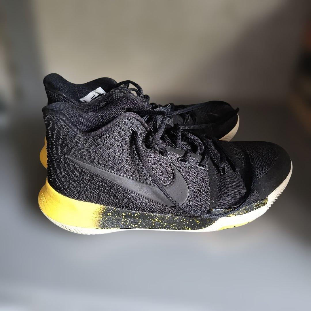 Nike バスケットボールシューズ カイリー３