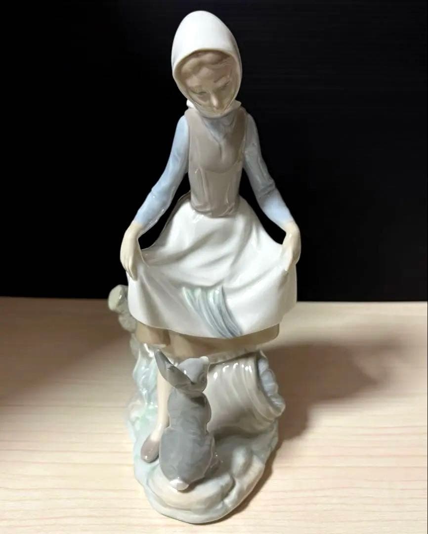LLADRO リヤドロ　4826 うさぎの食事　ヴィンテージ　フィギュリン 美品