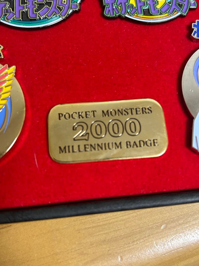 ポケットモンスター ミレニアムピンバッジセット　2000年