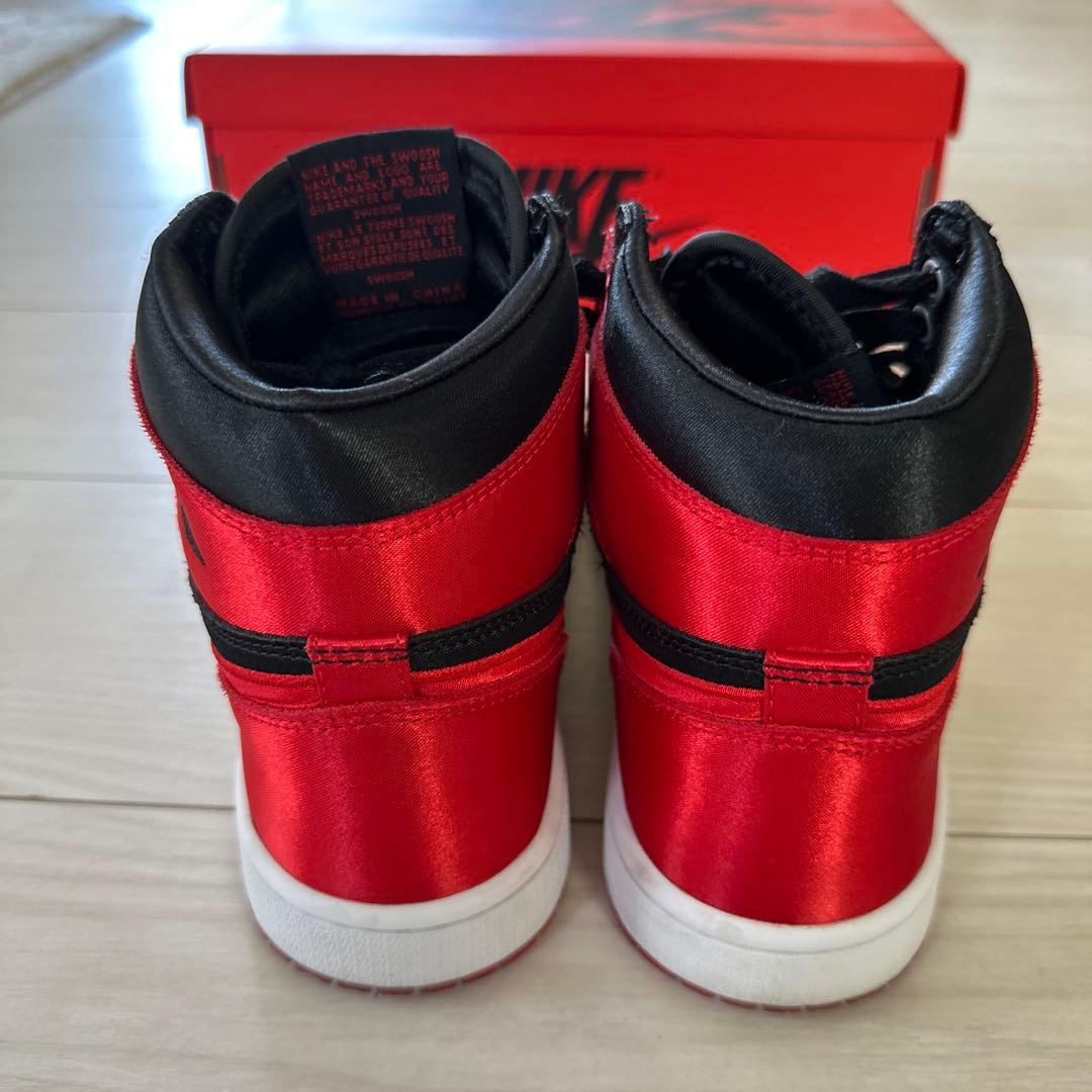 NIKE Air Jordan 1 サテンブレッド24センチ