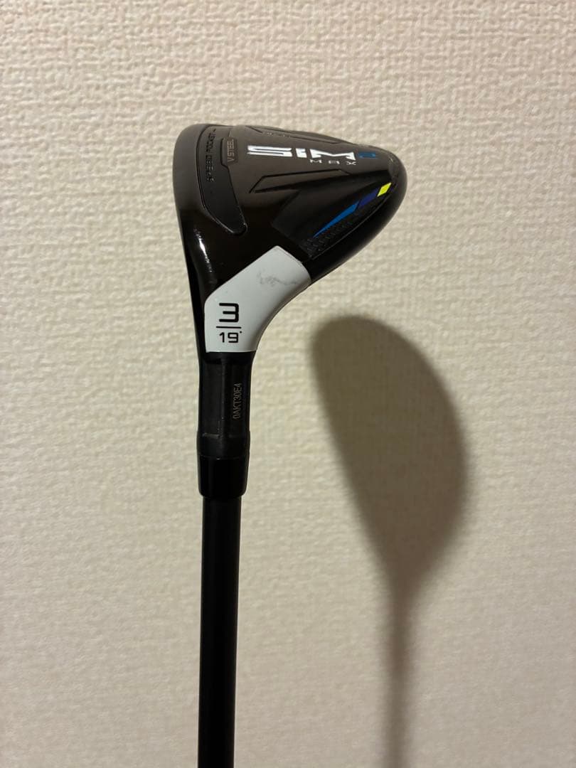 左）SIM2MAX レスキューU3 19° アッタスMBHY75S