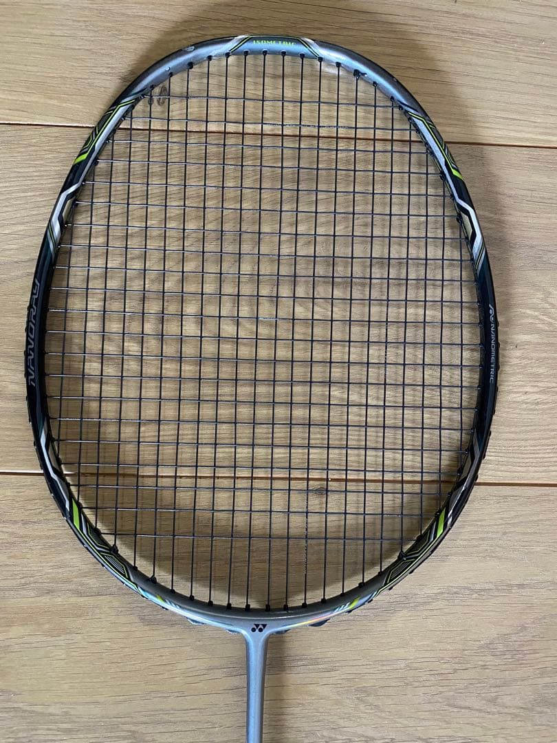【廃盤】YONEX バドミントンラケットナノレイ 900 3UG5