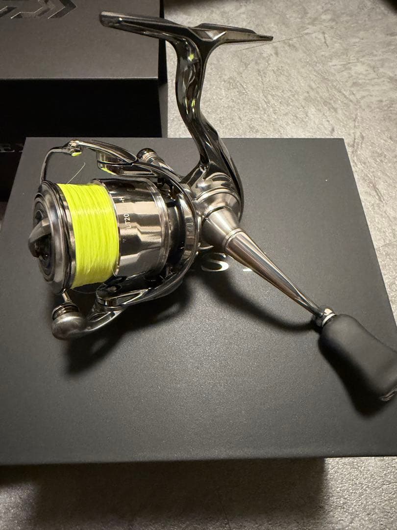 DAIWA ダイワ 22 EXISTイグジスト LT2000S-H
