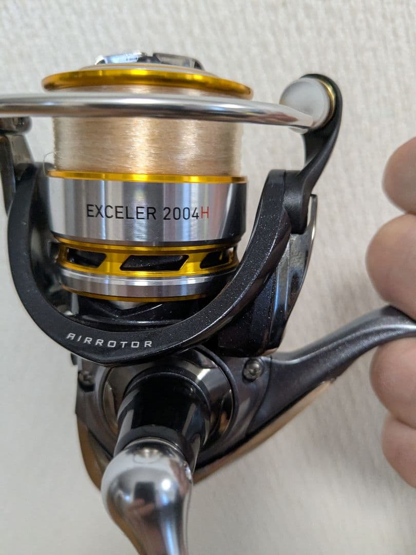 DAIWA　スピニングリール2個　REVROS2500　EXCELER2004H