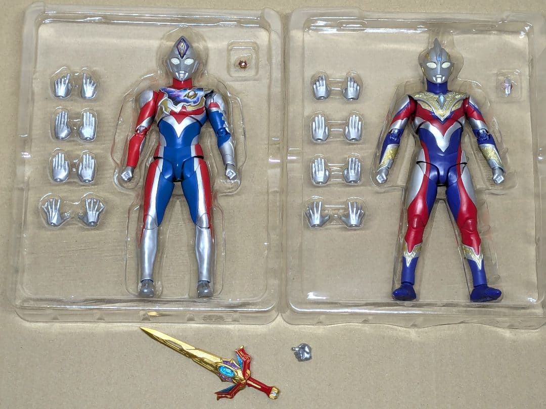 S.H.Figuarts ウルトラマンデッカー 3タイプ＆ウルトラマントリガー