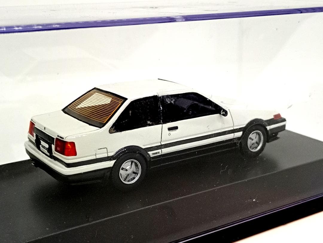 1/43 トヨタスプリンター トレノ 1983 2ドア GT-APEX ホワイト