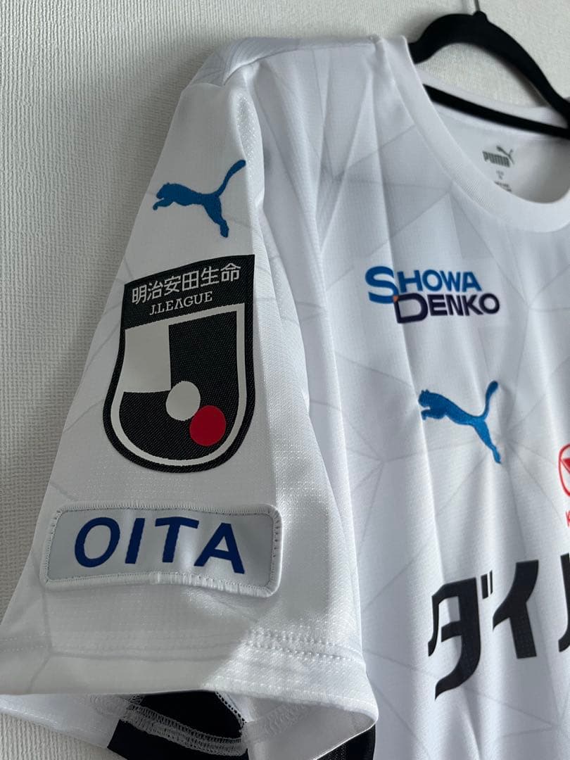 サッカー　大分トリニータ 2022　小林成豪 #25　ユニフォーム　アウェイ
