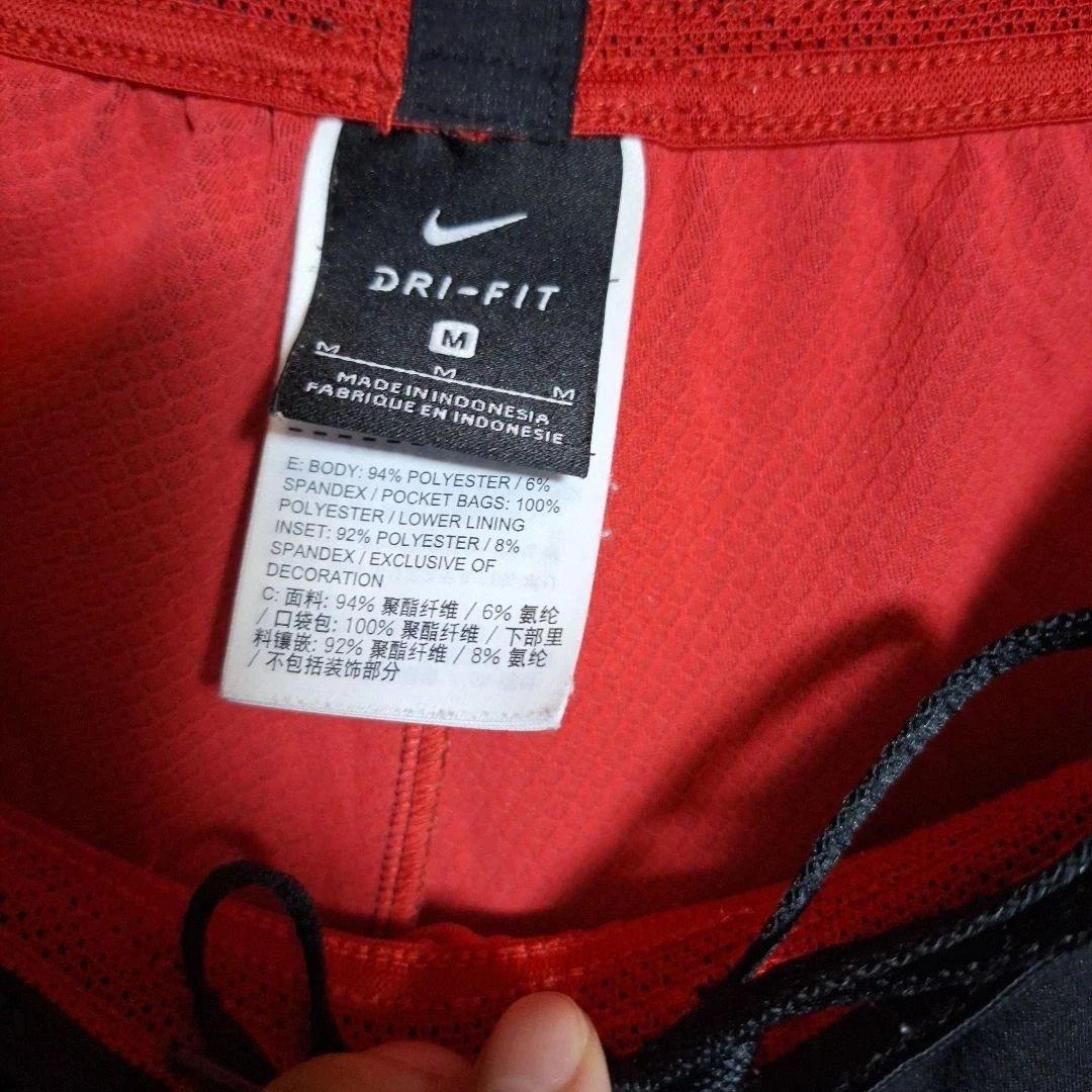 新品美品　NIKE　PSG　トレーニングウェア　　４点セット　パリサンジェルマン