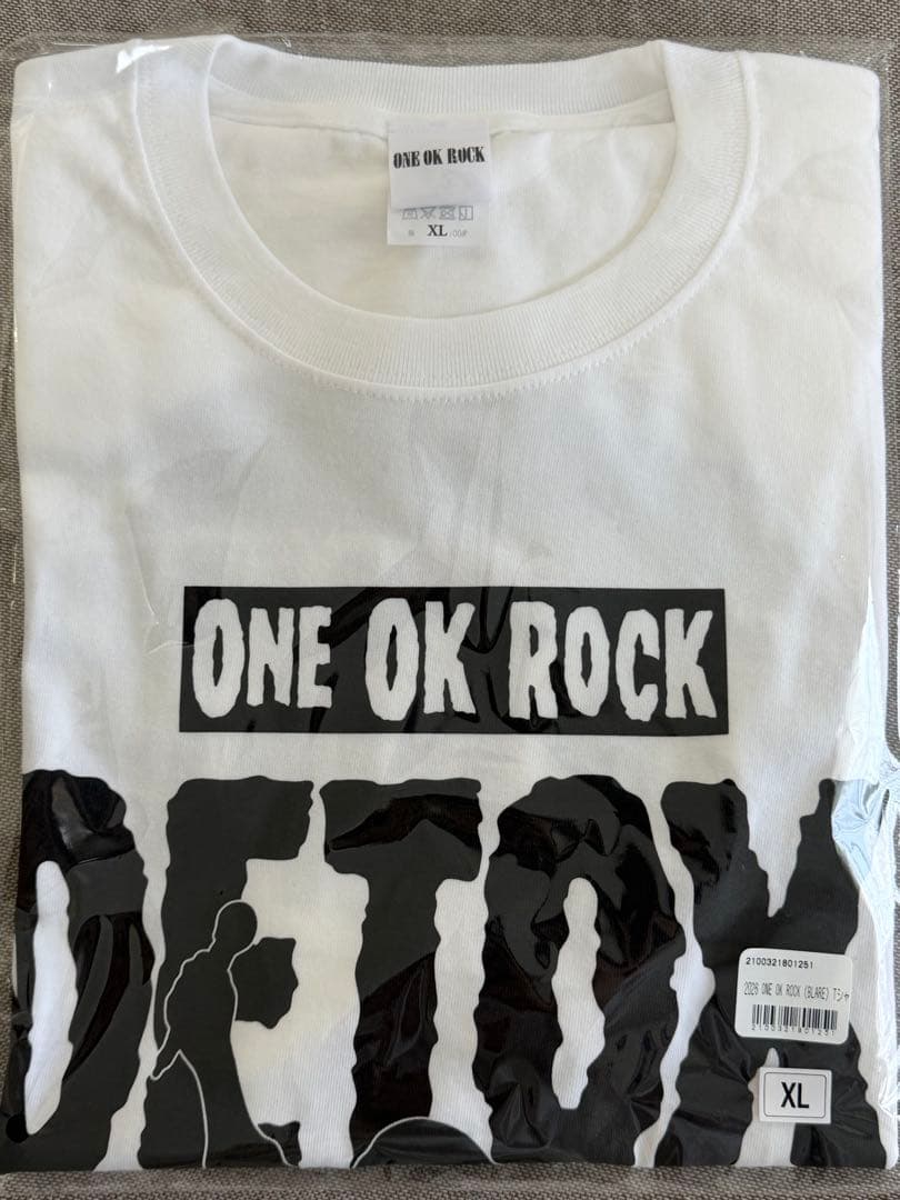ONE OK ROCK DETOKS XIII Tシャツ 2026