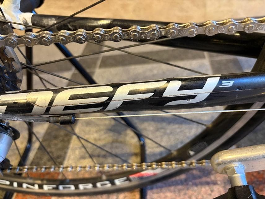 GIANT　DEFY3-ロードバイク-手渡しのみでお願いします。