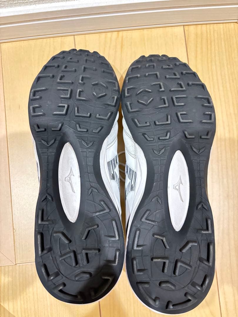 Mizuno Morelia NEO トレーニングシューズ