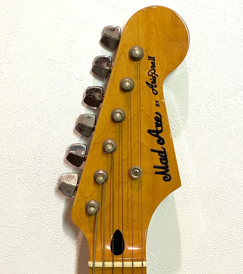 【送料込み】Aria Pro II Mad Axe ストラトタイプ エレキギター