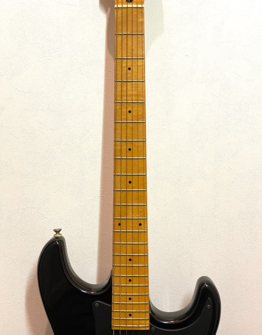 【送料込み】Aria Pro II Mad Axe ストラトタイプ エレキギター
