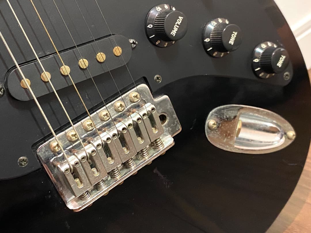 【送料込み】Aria Pro II Mad Axe ストラトタイプ エレキギター