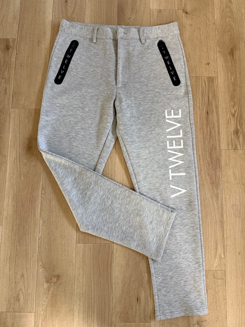 V12ヴィトゥエルヴLUX モックネック半袖Tシャツ