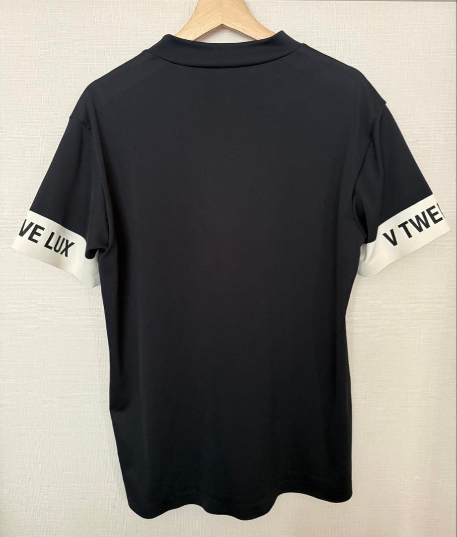 V12ヴィトゥエルヴLUX モックネック半袖Tシャツ