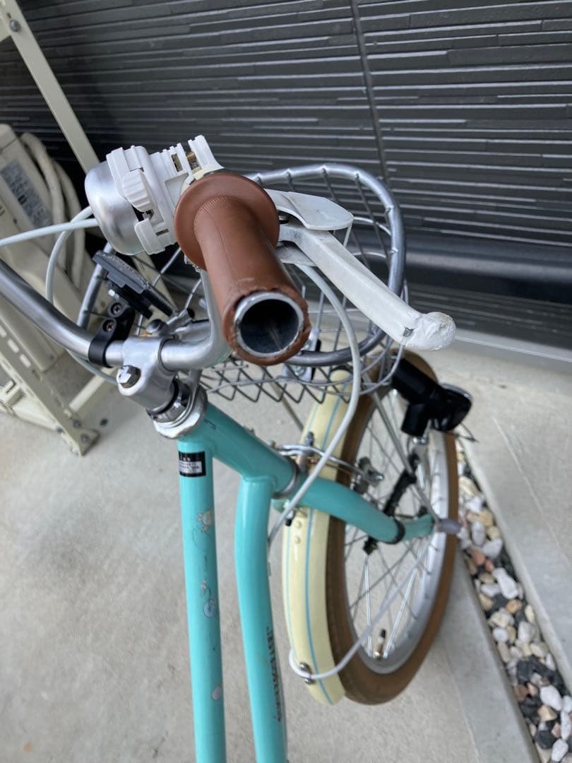 【直接引き取り限定】子ども用自転車 すみっコぐらし　18インチ