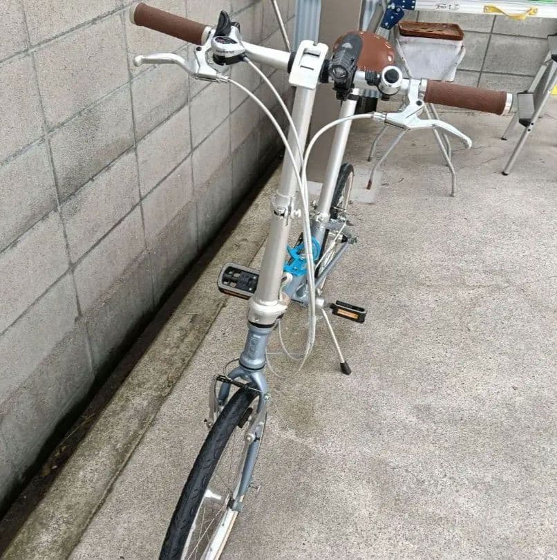送料無料 DAHON ダホン BoardwalkD7