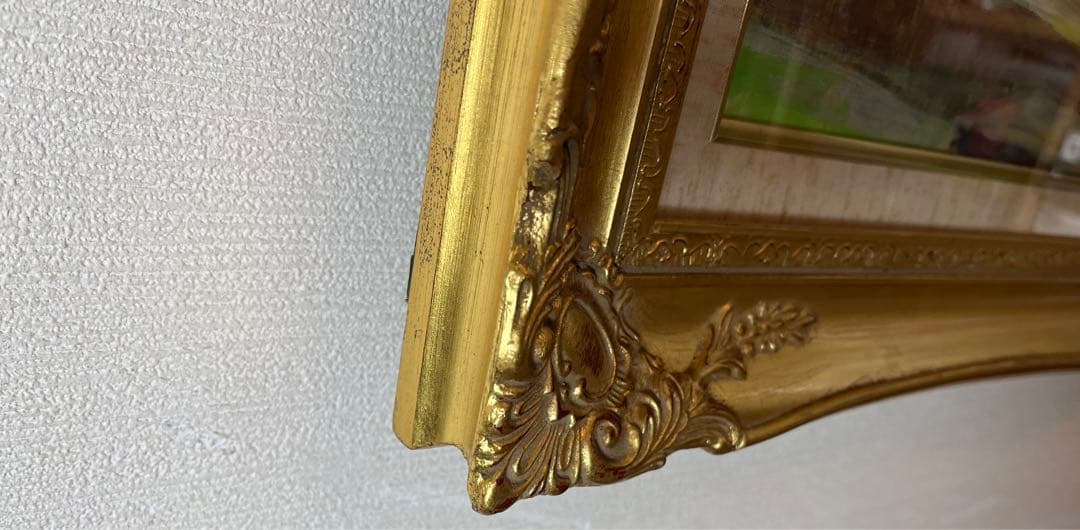 油絵　建物　風景画　作者名あり
