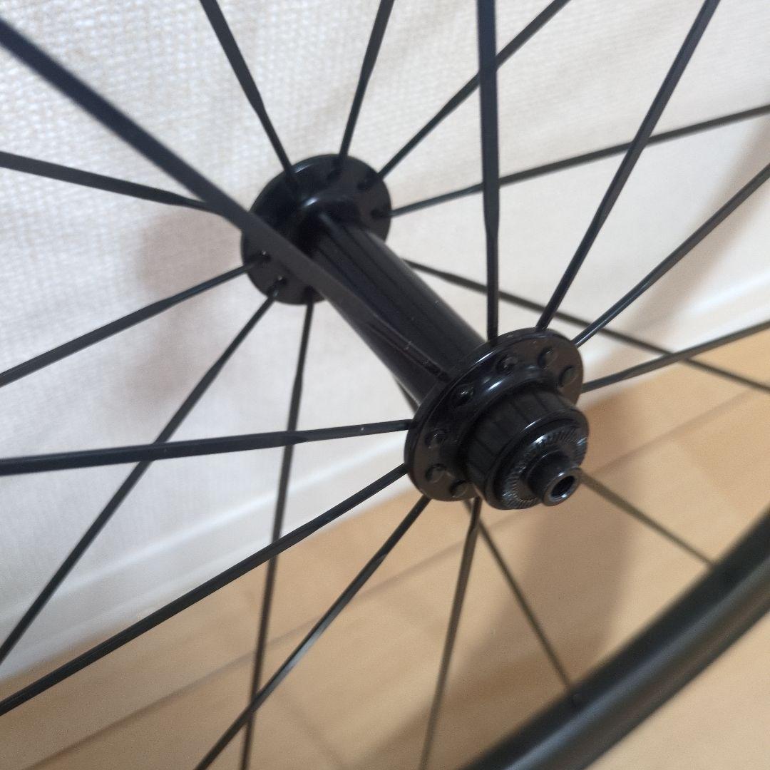 sakya carbon の軽量カーボンチューブラーホイール
