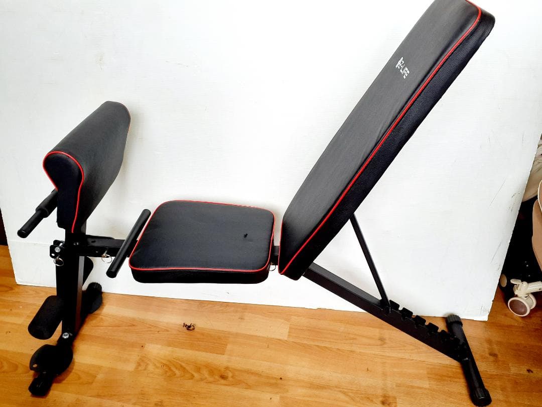 J 【中古】筋トレをお家でする方必見！トレーニングベンチ 折り畳み 調整可能