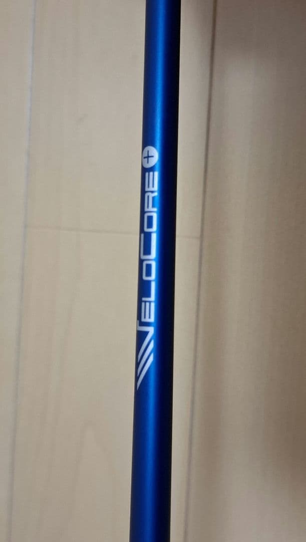 ＲＳ Ｘ　５Ｗ　１８度◆２４ＶＥＮＴＵＳ　ＢＬＵＥ　Ｖｅｌｏｃｏｒｅ＋６Ｓ　傷