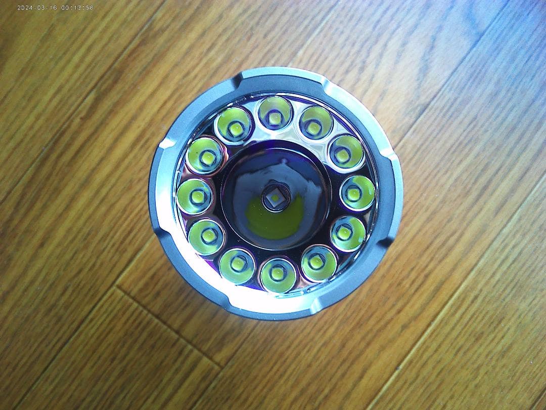 Sofirn IF30 12000ルーメン フラッシュライト