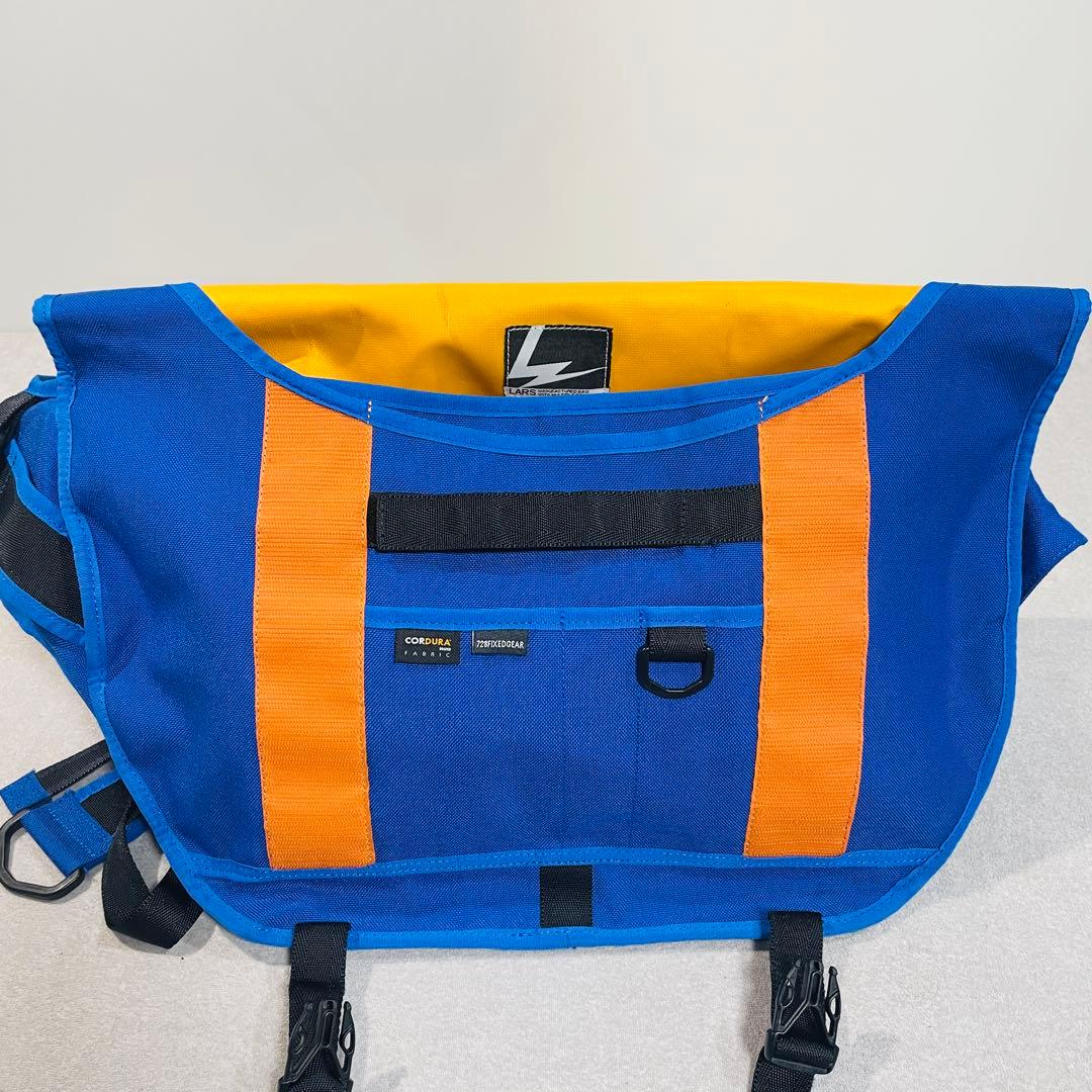 【美品!】LARSラーズ メッセンジャーバッグLIFESTYLEMSSNGR 青