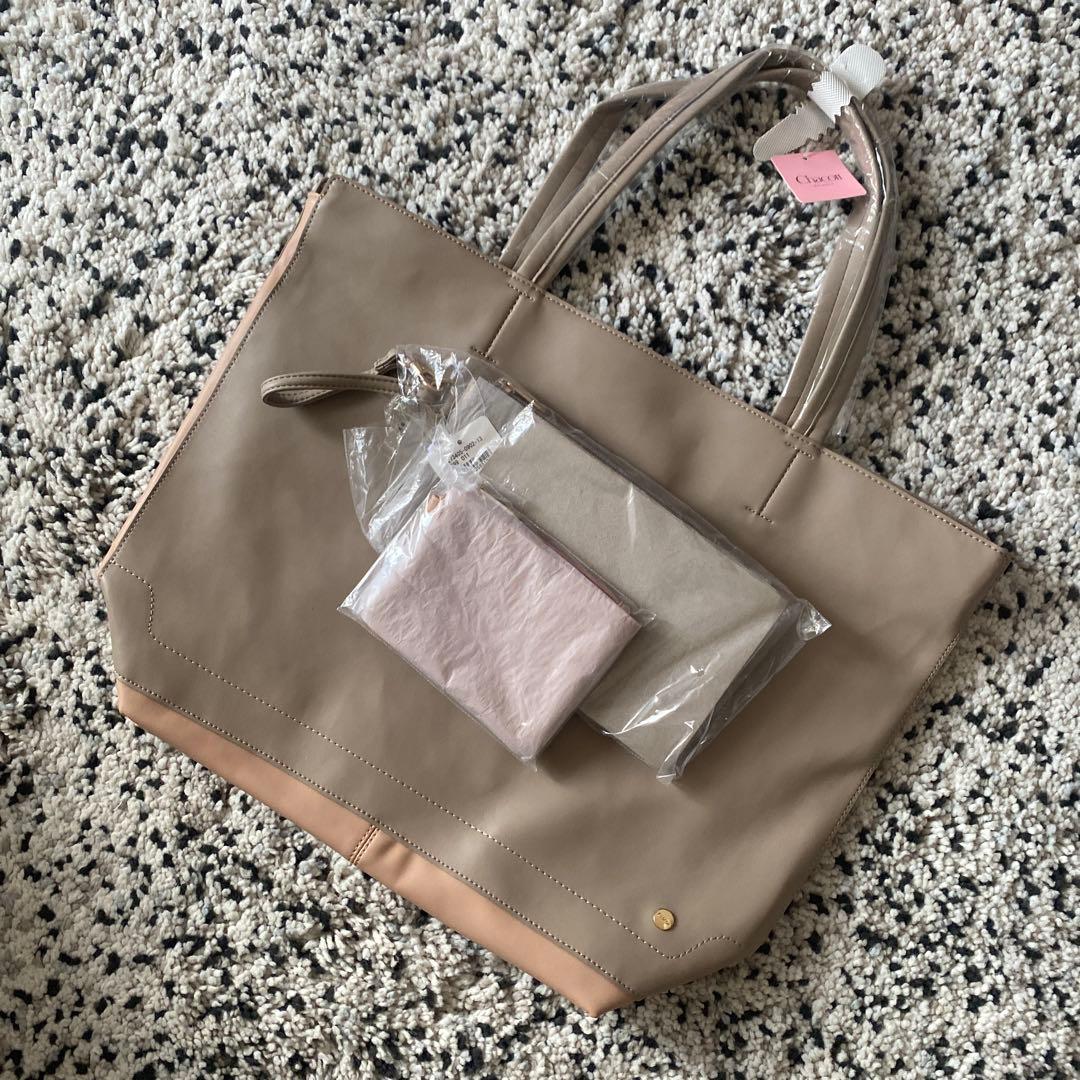 Chacott トートバッグ バイカラー　ポーチ付　新品未使用♡