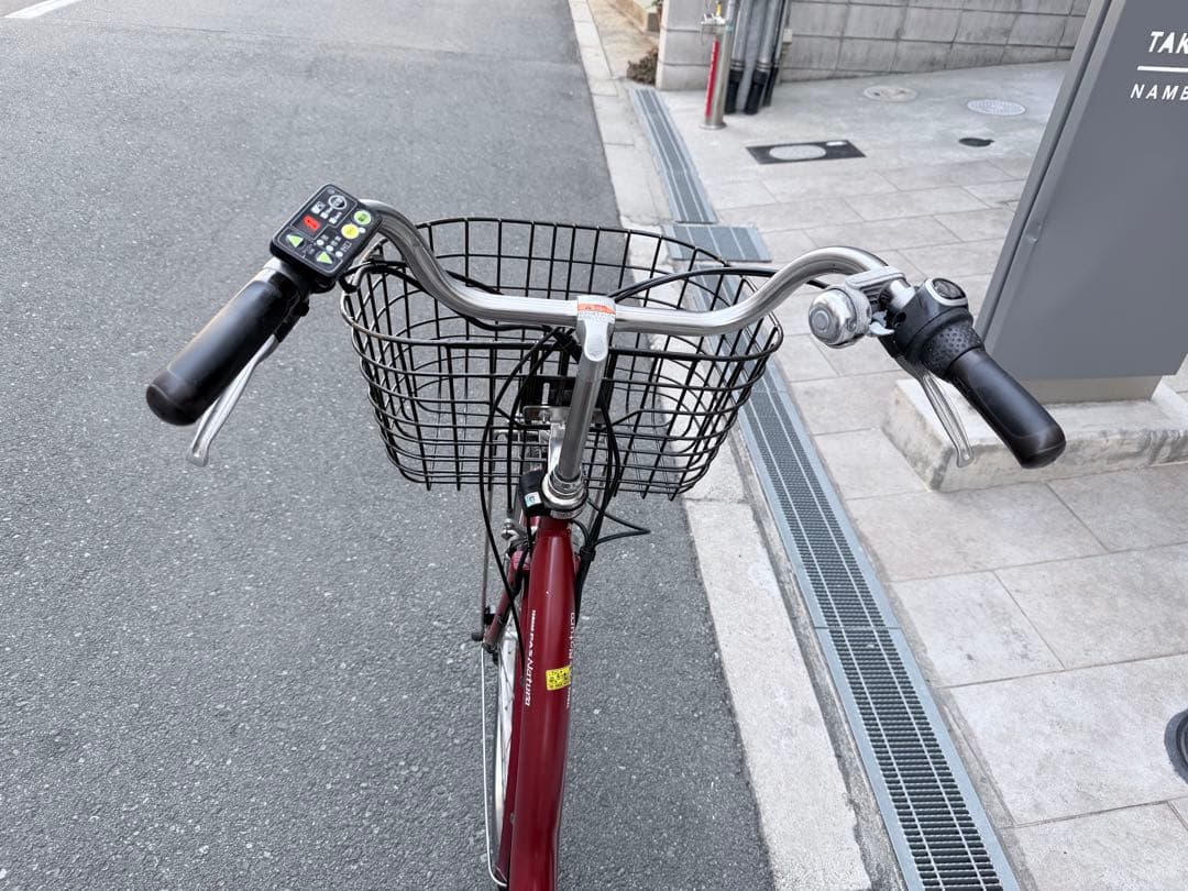 大阪府　ヤマハ　赤 電動アシスト自転車 前カゴ付き