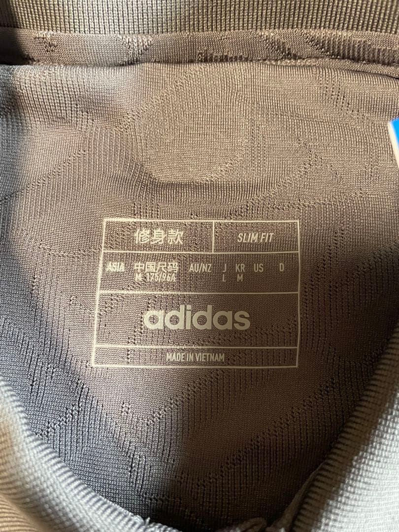 ウェア REAL MADRID 24/25 3rd authentic jersey