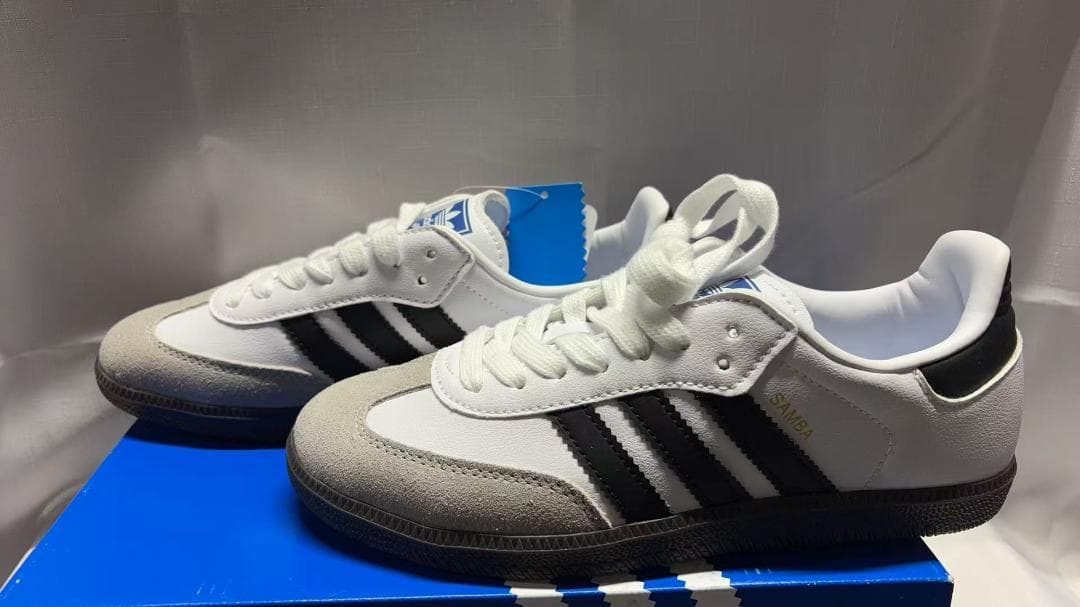 アンテナ adidas samba 23.5cm