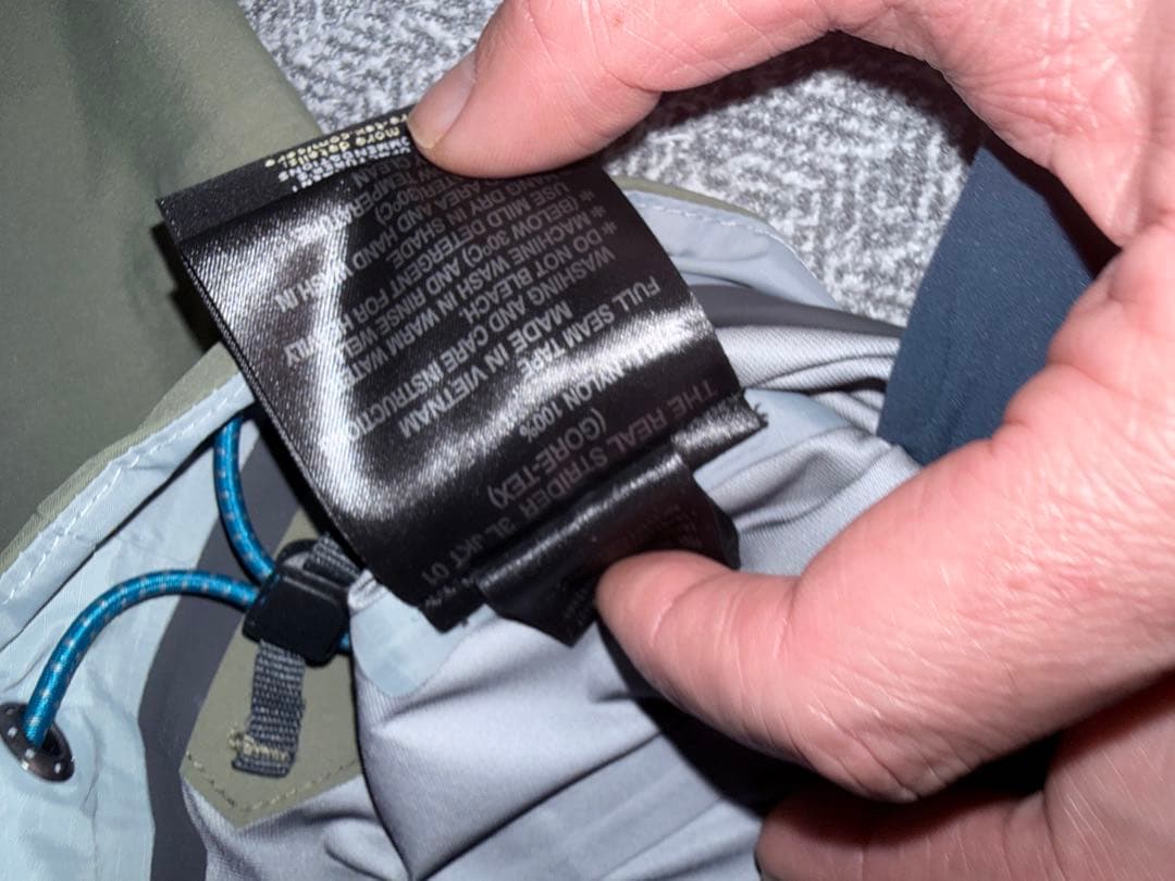 REW ウェア　THE REAL STRIDER 3L JKT 01 XL