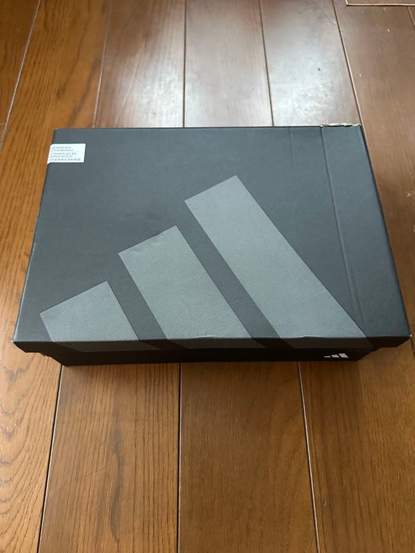 adidas ハイカットスニーカー ブラック/オレンジ
