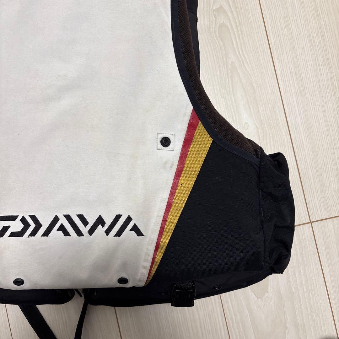 DAIWA TOURNAMENT ライフジャケット Lサイズ