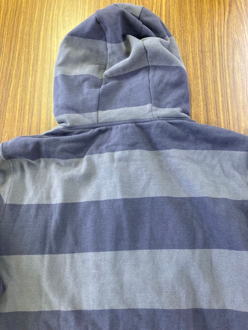 新品 burton バートン パーカー XLサイズ アパレル