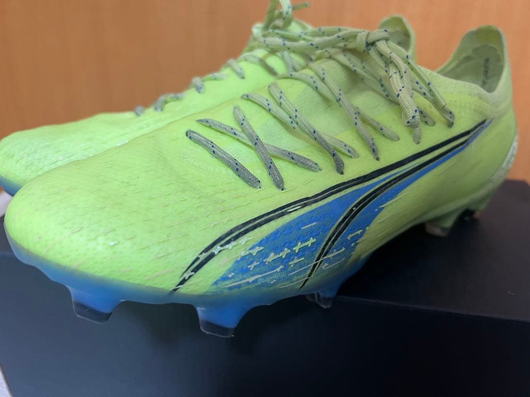 Puma ウルトラアルティメットサッカースパイク