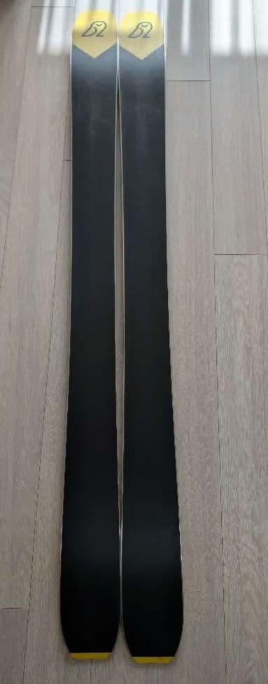 WNDR Reason 120 スキー板 Phantom施工済み