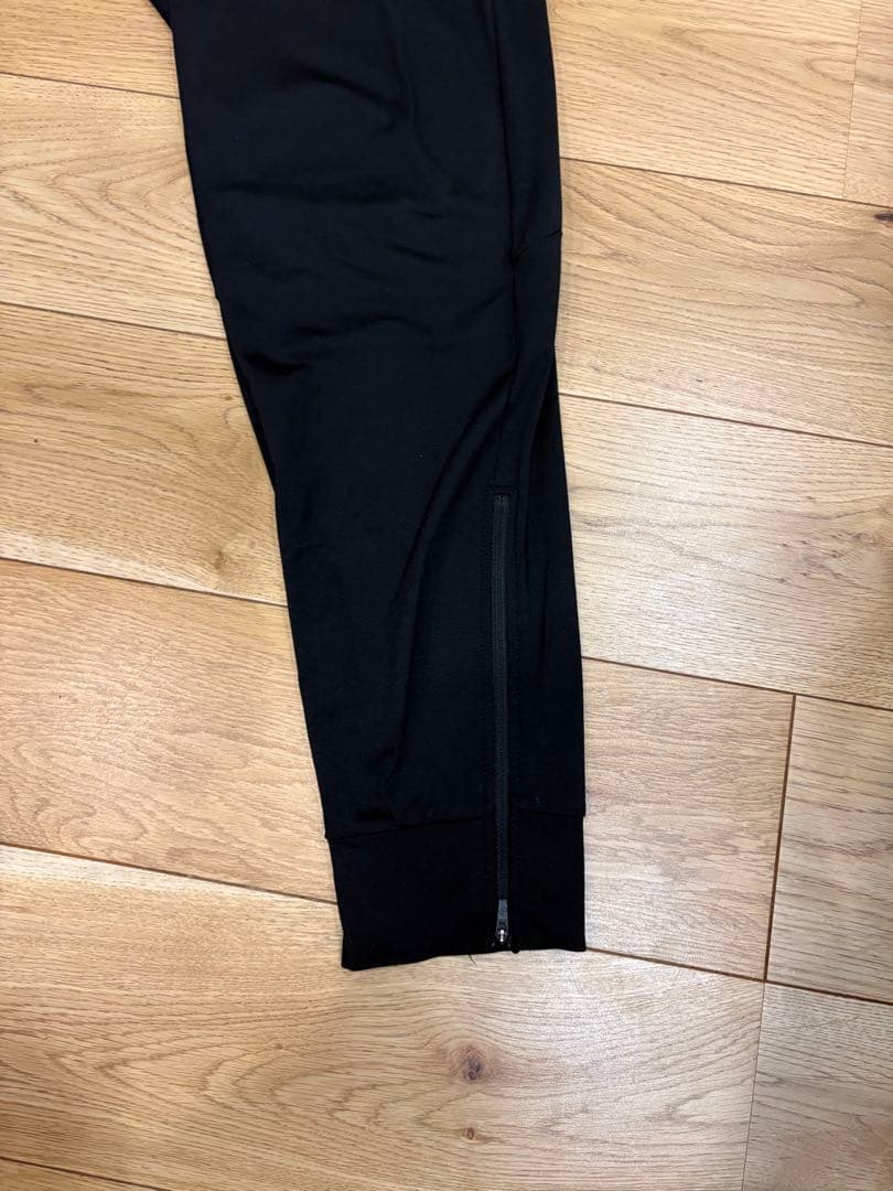 ASICS トレーニングウェア　上下セット　人気　裏起毛