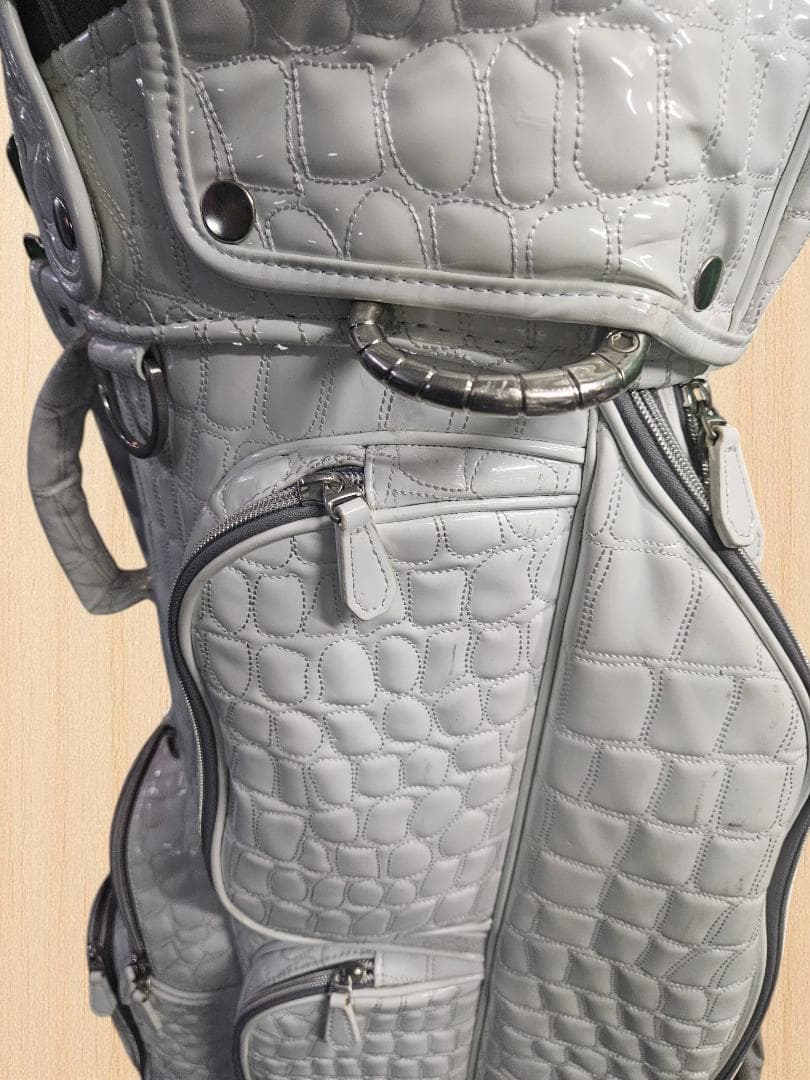 送料無料/超美品　OWL クロコダイル風エナメルキャディバッグwhite