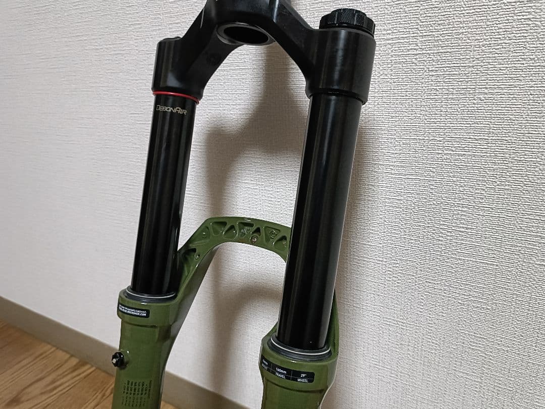 パーツ ROCKSHOX Lyrik Ultimate 29 160mm