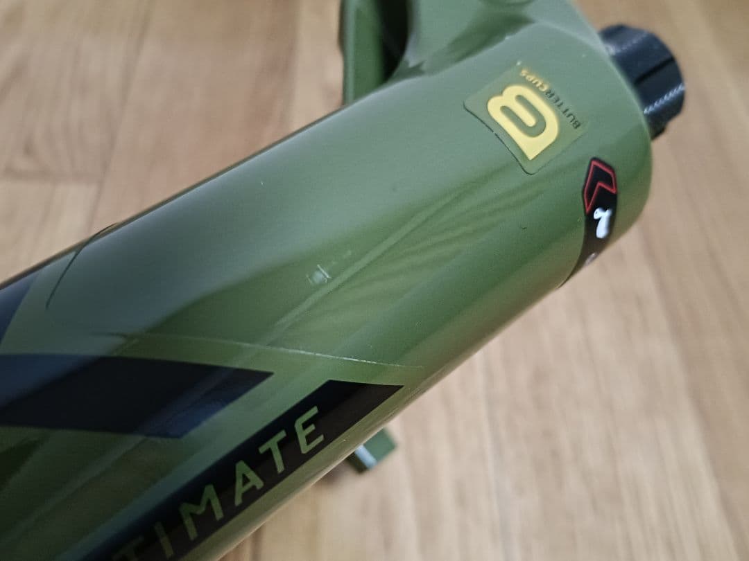 パーツ ROCKSHOX Lyrik Ultimate 29 160mm