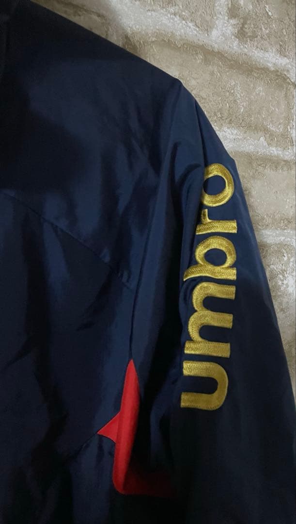 UMBRO メンズM 上下セット　ナイロンセットアップ　ナイロン上下　アンブロ